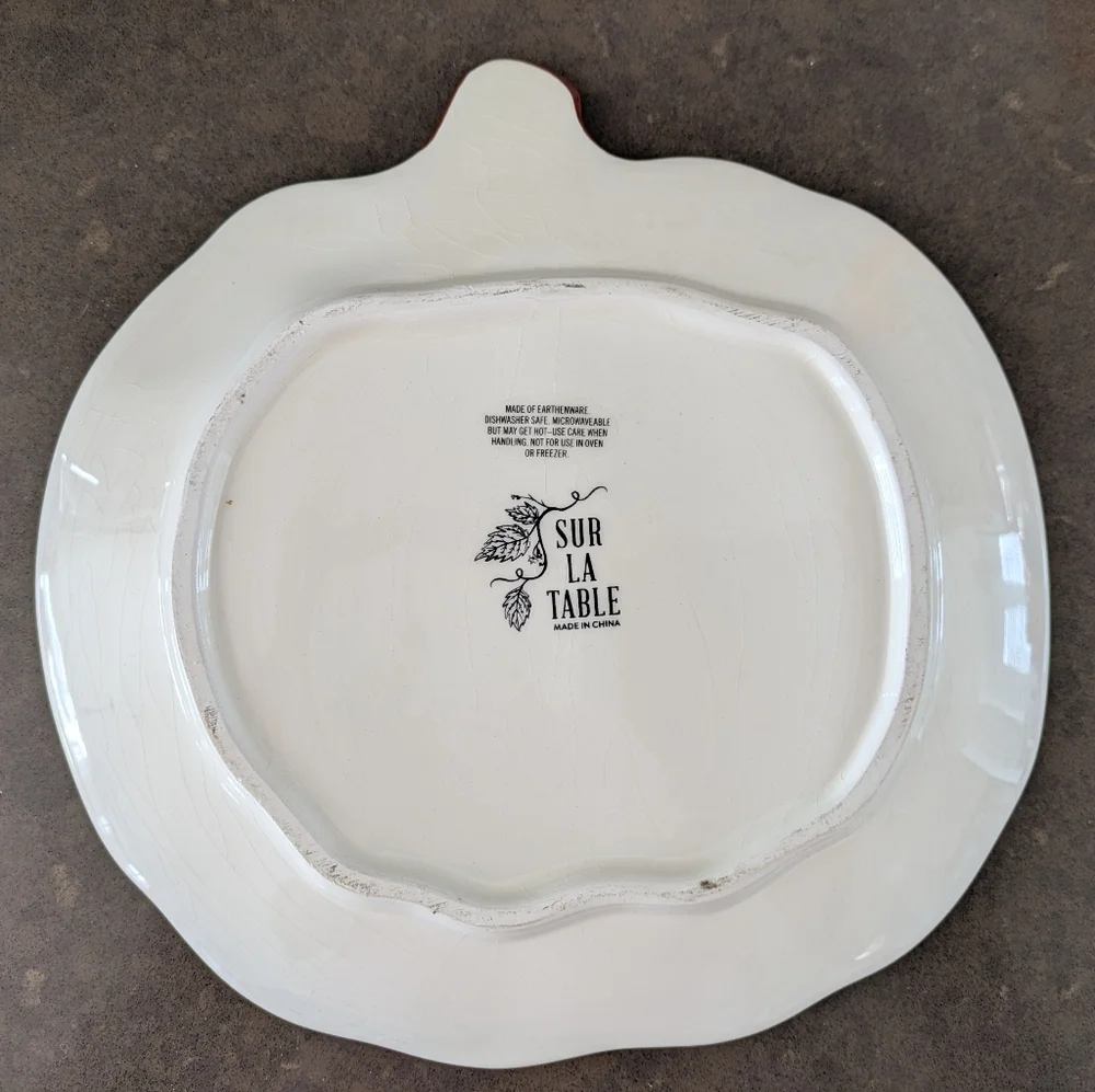 Sur la Table White Autumn Pumpkin Earthenware Plate - holiday decor